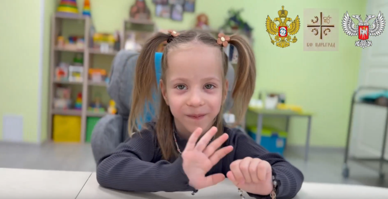 5-летняя Вика ждёт тех, кто скажет ей: "Ты теперь наша дочь"